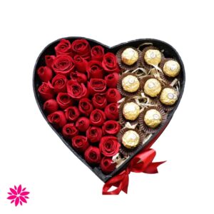 Corazón con 30 rosas y chocolates ferrero